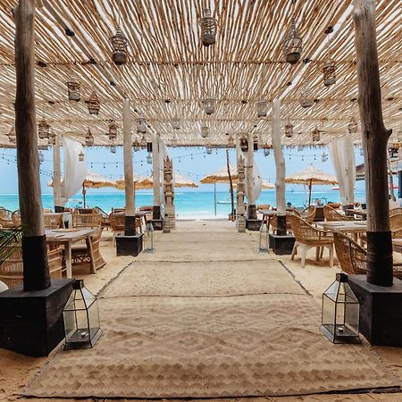 Indiana Kenanga Boutique Hotel & Spa レンボンガン島 エクステリア 写真