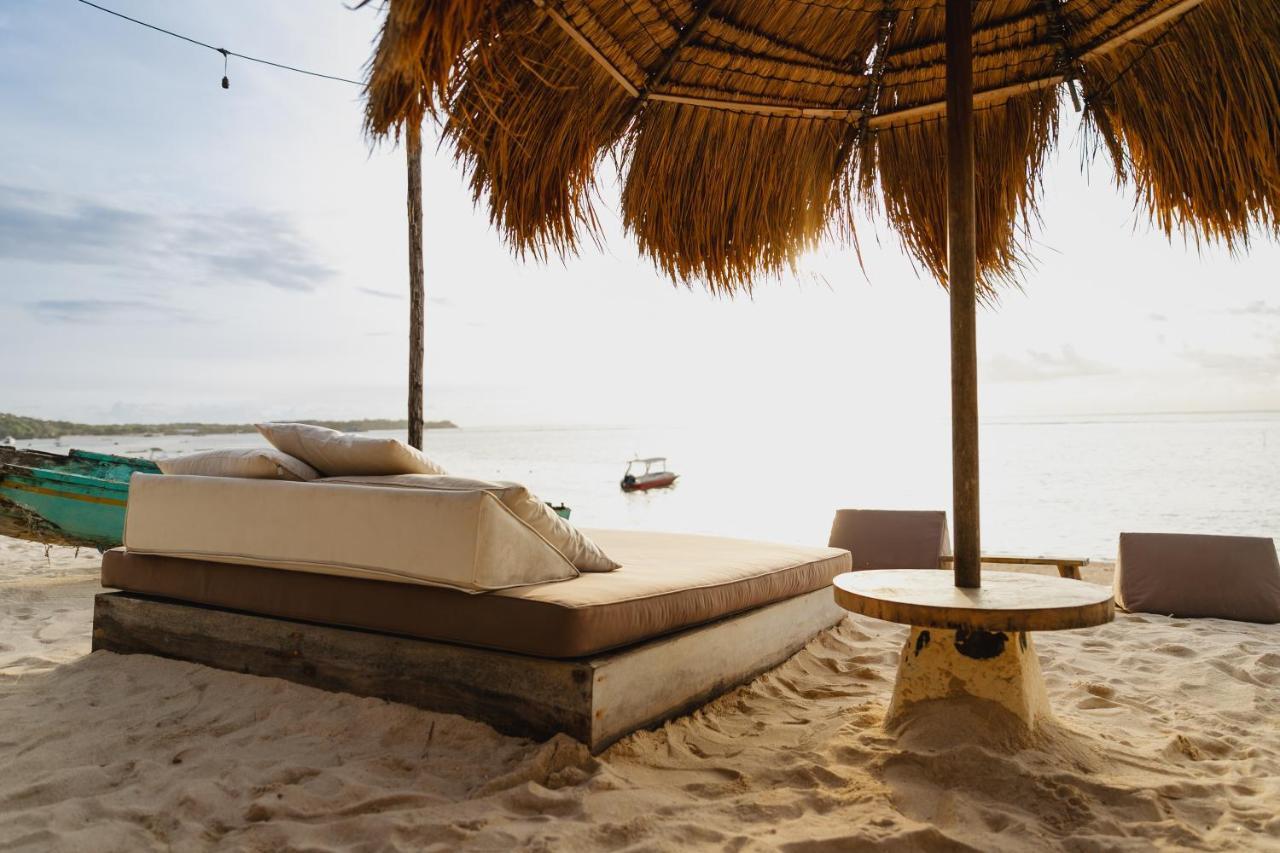Indiana Kenanga Boutique Hotel & Spa レンボンガン島 エクステリア 写真